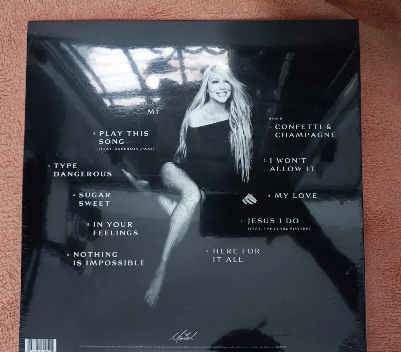 Mariah Carey Vinil Here For It All Importado - Foto 2