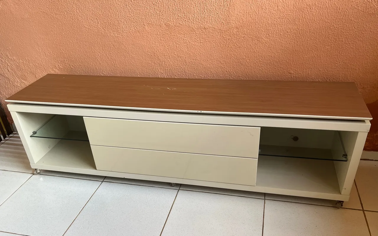 Vendo lindo rack com painel