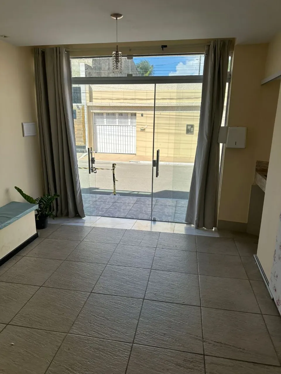 Alugo Ponto Comercial na Barra dos Coqueiros
