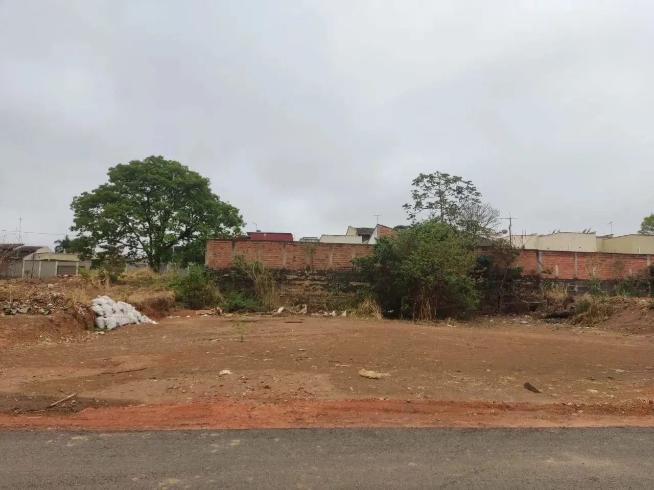 Lote 420,00m² (Frente ao Condominio) Bairro Cardoso 1