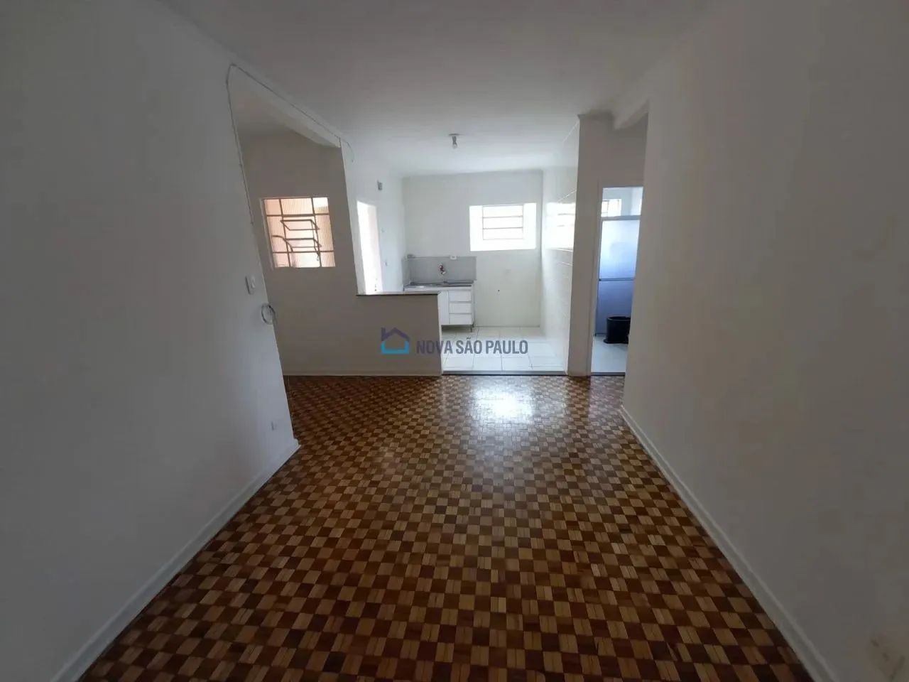 Casa assobradada para locação! A 15 minutos a pé do metrô São Judas! - Foto 4