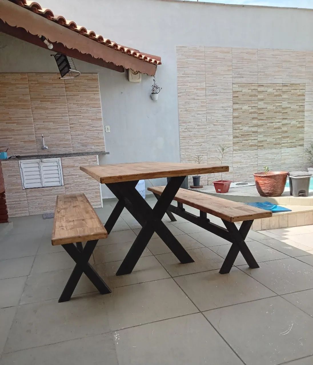 Conjunto Mesa e Bancos  - Foto 2