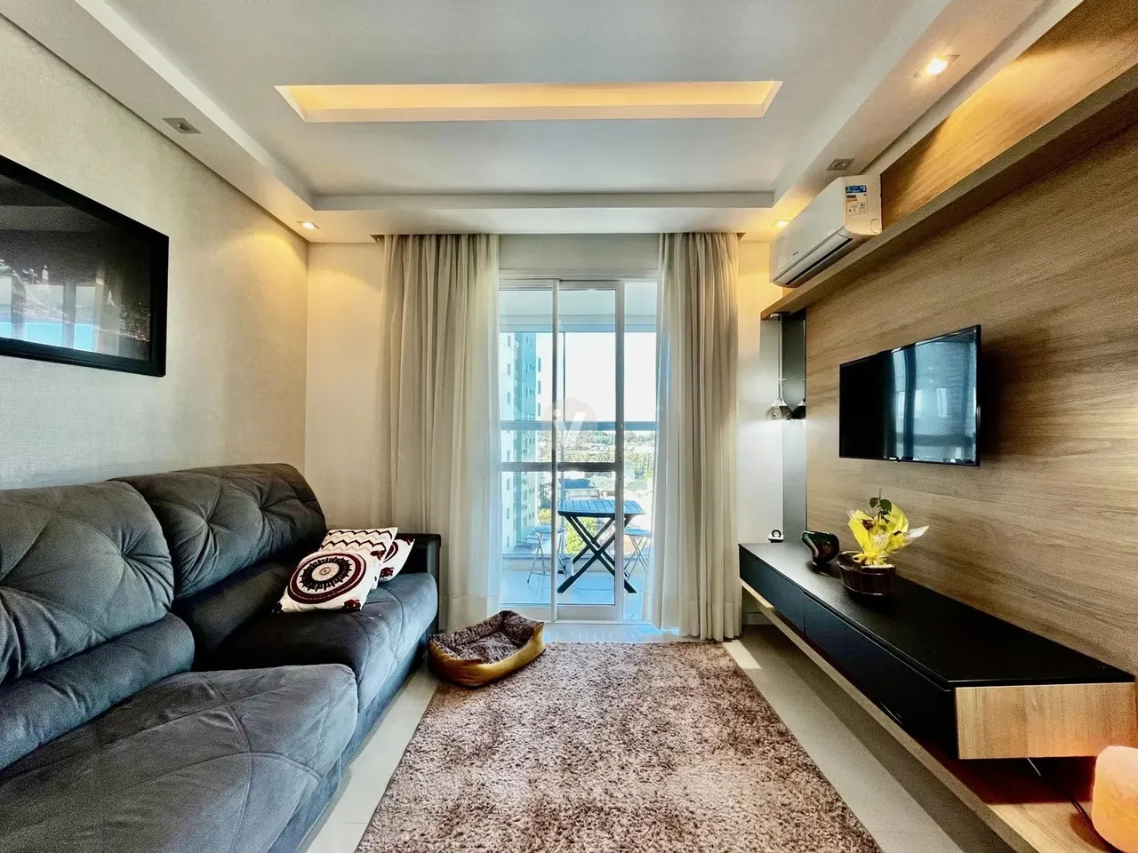 Apartamento mobiliado 2 dormitórios sendo um suíte