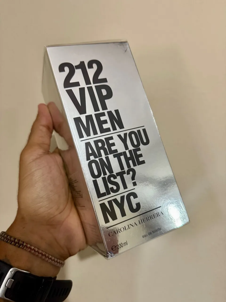 perfume masculino Carolina Herrera 212 vip men edt 200ml original lacrado adipec