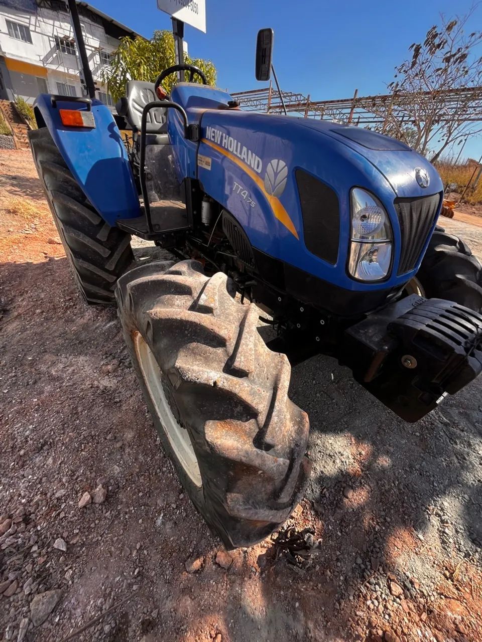 Trator New Holland TT4.75  - Foto 4