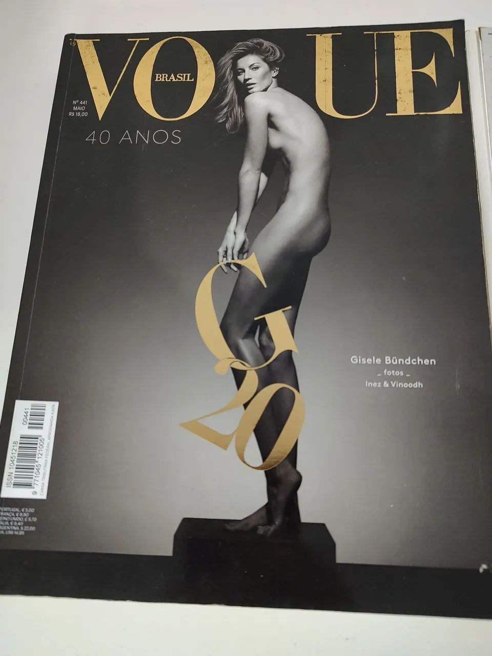 Revista Vogue Brasil - Edição 441 - Gisele Bündche. (40 anos de Vogue e 20 anos de Gisele) - Foto 2