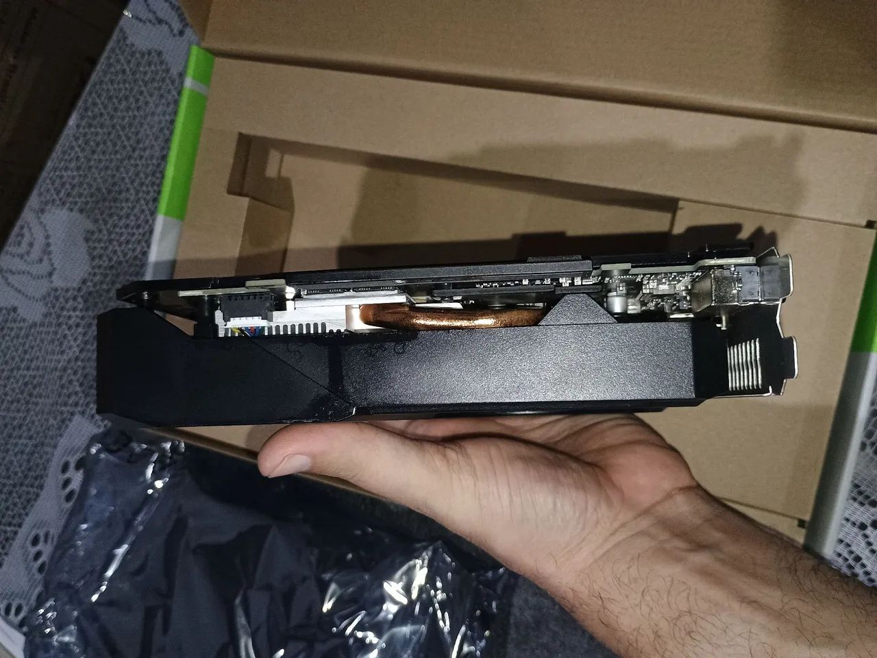 Placa de Vídeo ASUS TUF Gaming GeForce GTX 1660 Super OC 6GB GDDR6 - Foto 4