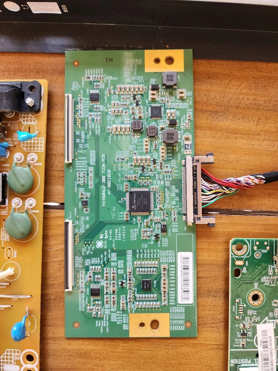 Peças tv phillips 48 polegadas modelo 48PFG5000/78 - Foto 3