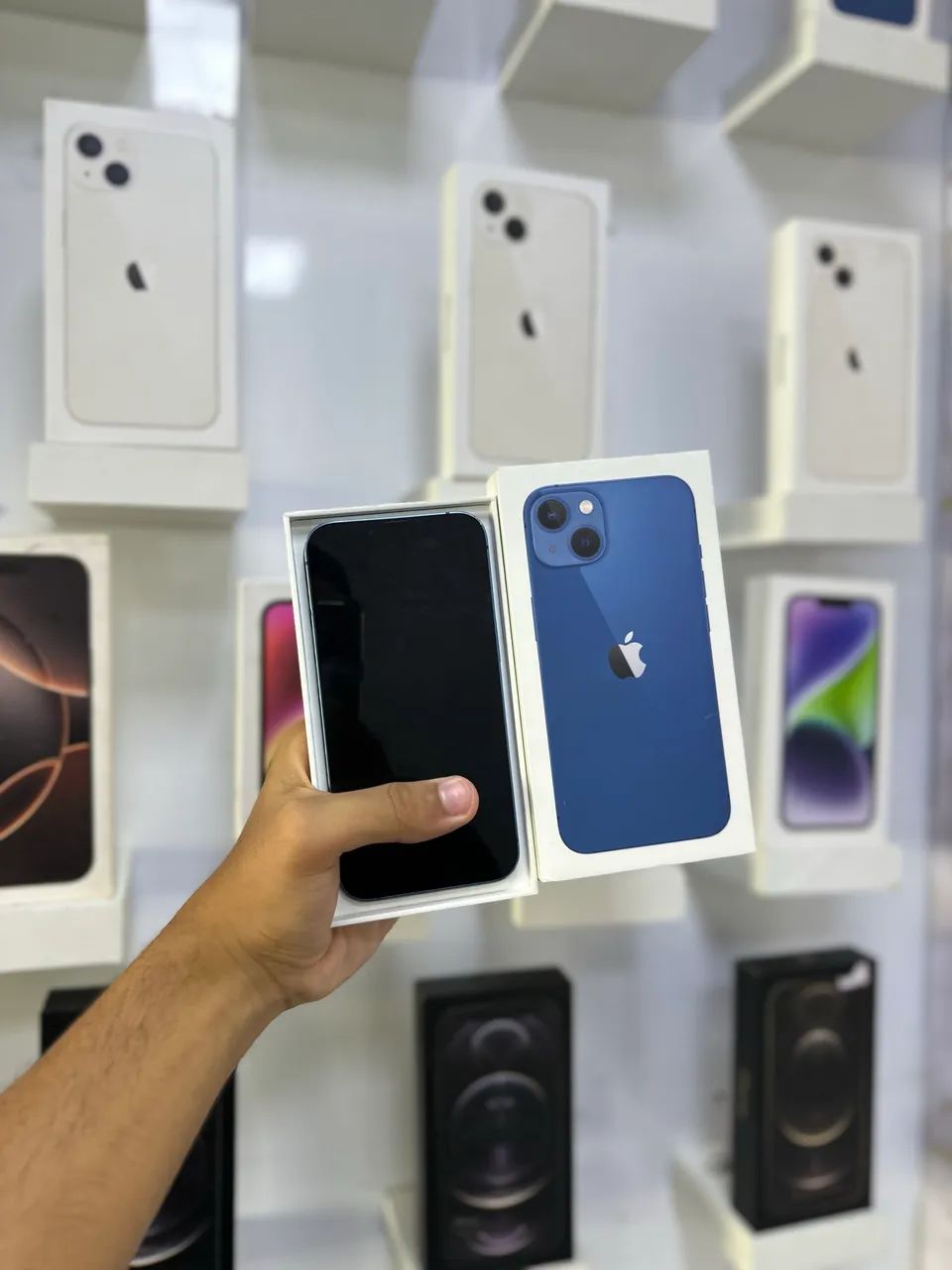 IPHONE 13 128 GB COM CAIXA BATERIA 85%  - Foto 2