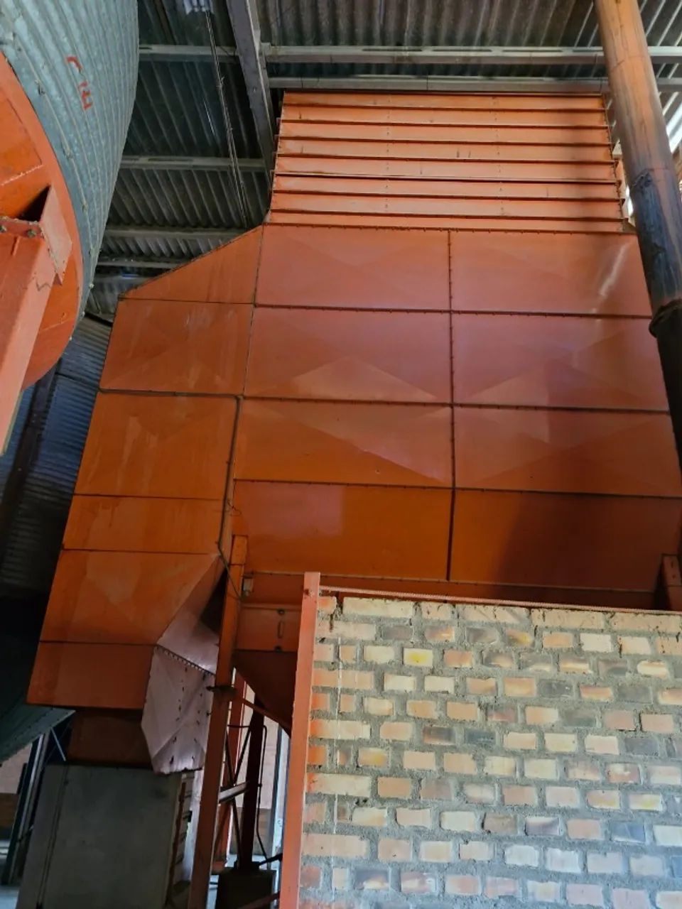 Secador de Grãos64304354757634123