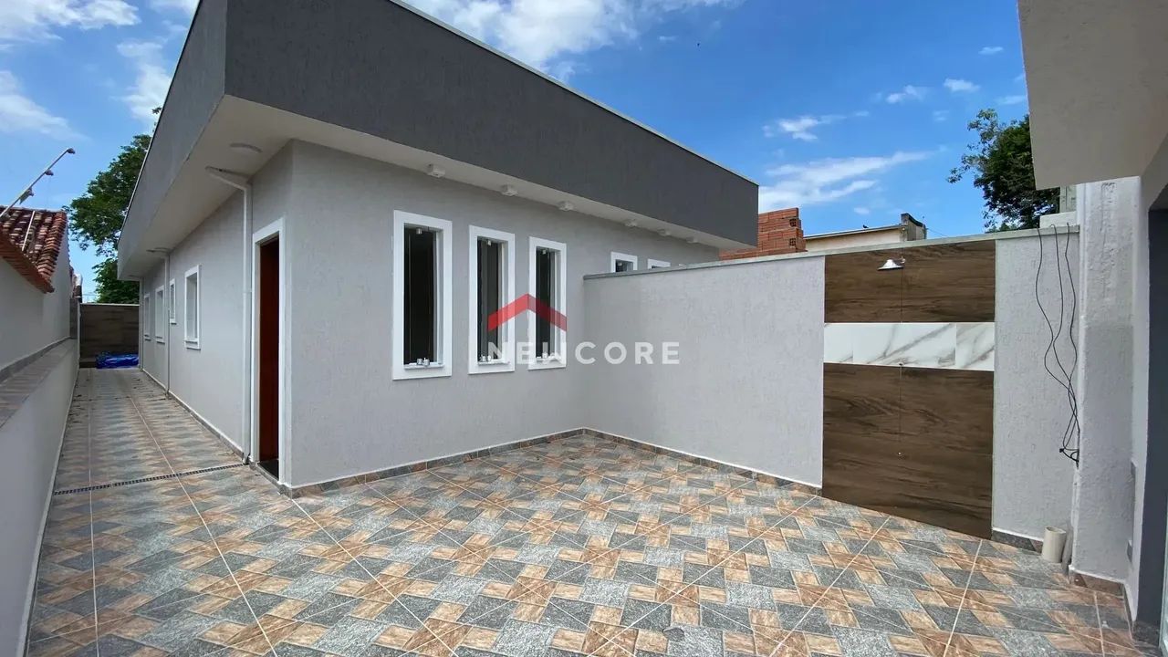 Casa em Rua Angelina Picheli - Bopiranga - Itanhaém/SP