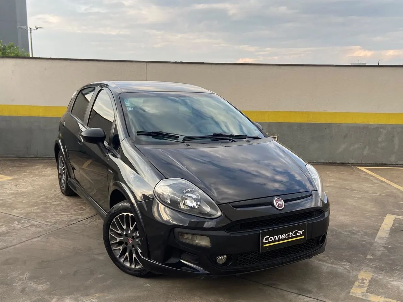 Fiat Punto Punto BLACKMOTION Dual. 1.8 Flex 16v 5p 2014