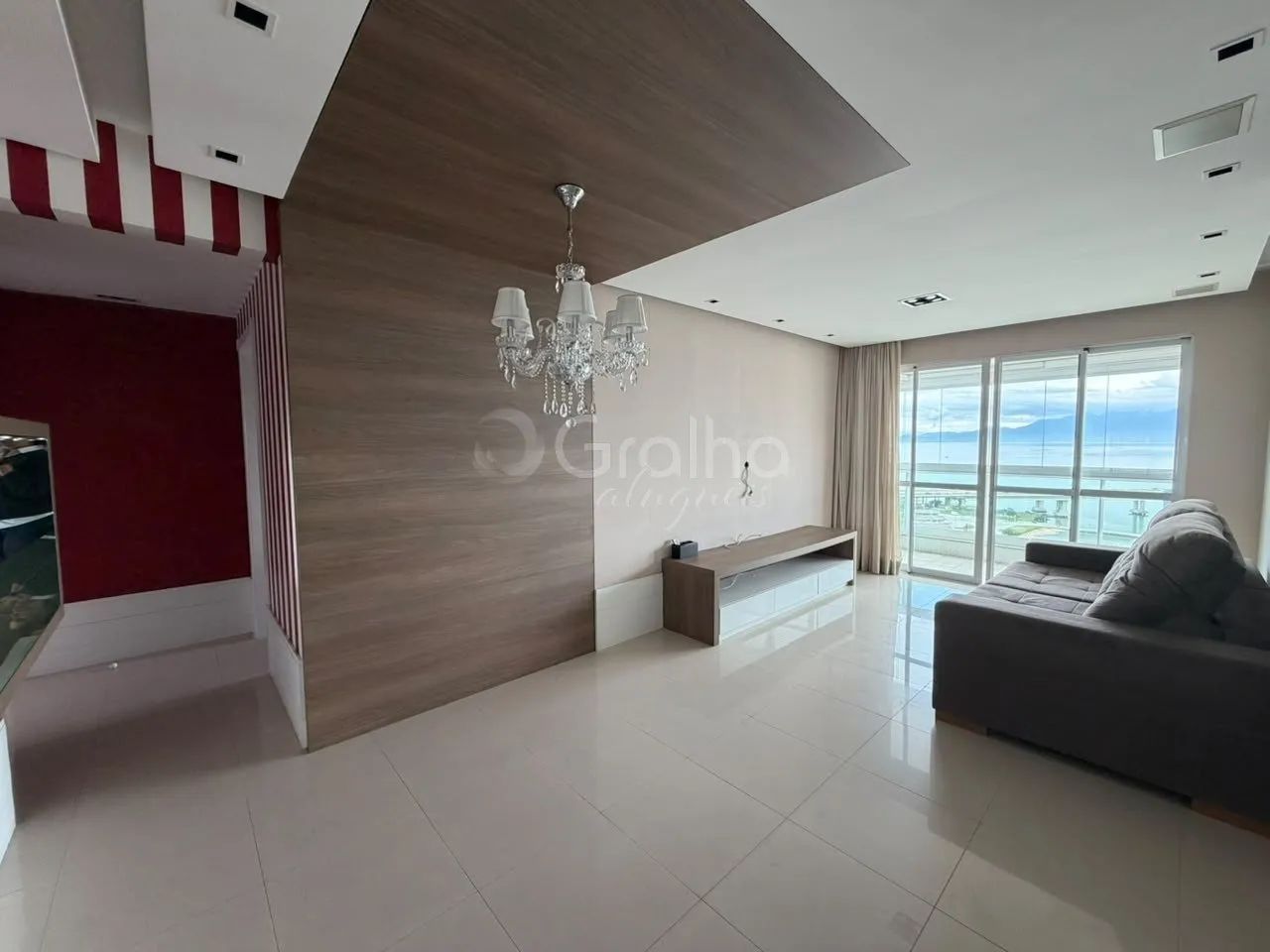 Apartamento 2 dormitórios mobiliado no centro - Foto 4