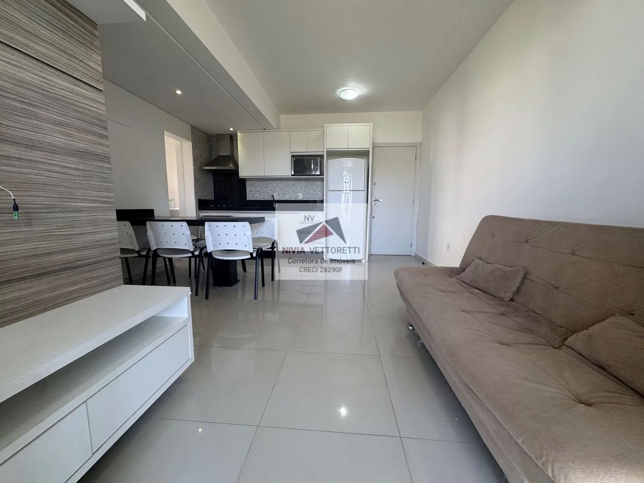 Apartamento mobiliado 2 dormitórios - 400 metros do mar! - Foto 3