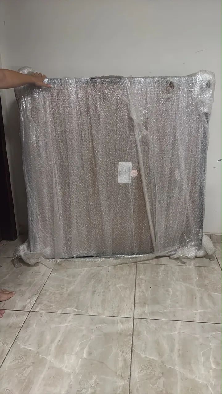 QUADRO MULHER DOURADA - Foto 4