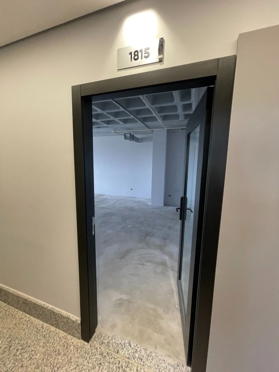 Locação - Sala Comercial Nova na Zona 01 em Maringá - Foto 4