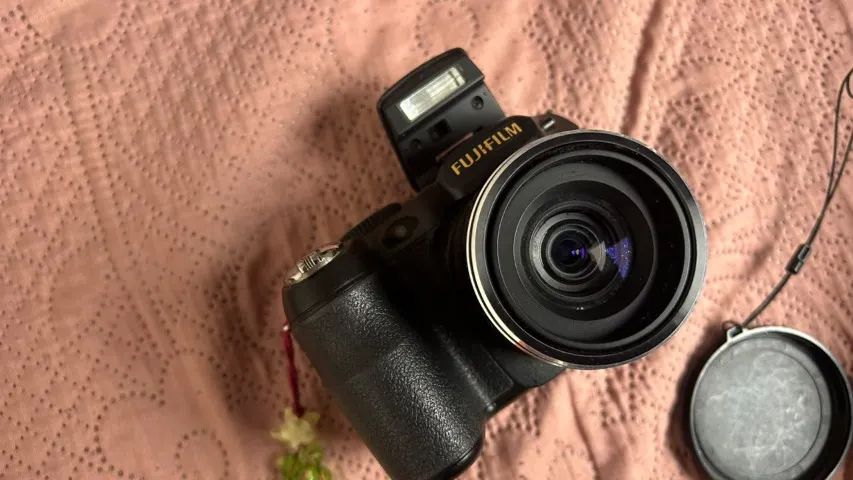 CAMERA DIGITAL FUJIFILM S2800 - Foto 3