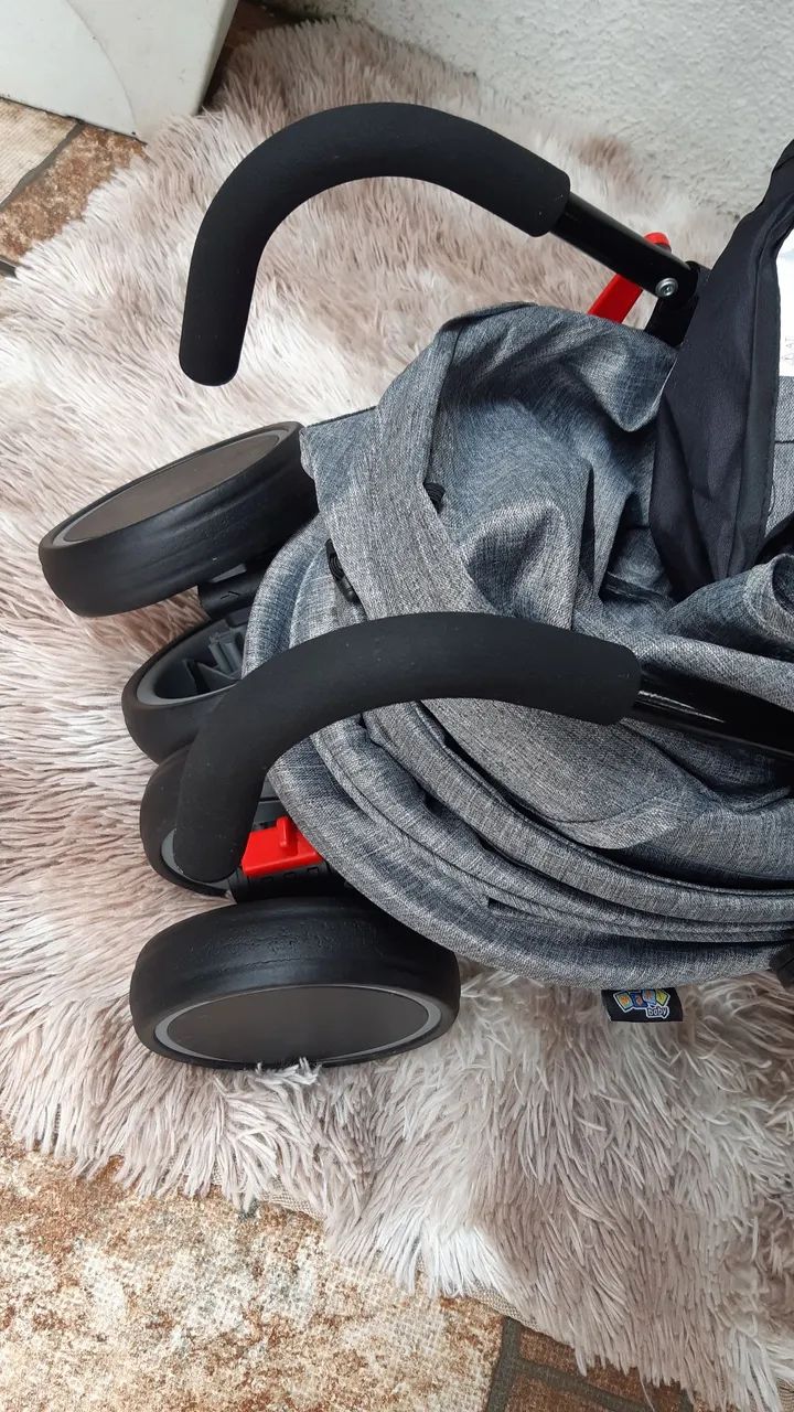 Carrinho de bebê passeio NOVO  - Foto 4