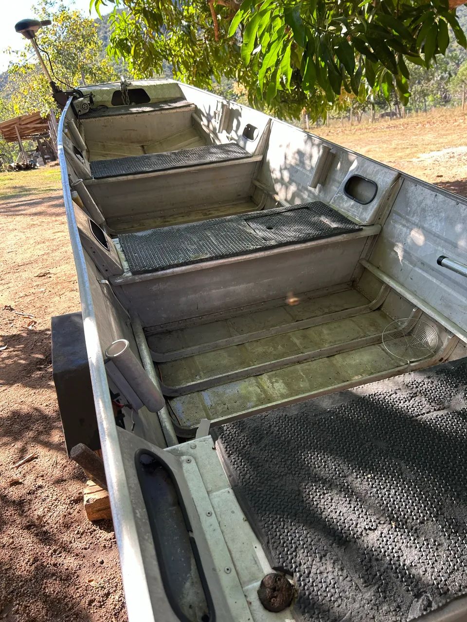 Vendo Barco 2001 completo Motor 15hp Mercury  - Foto 4
