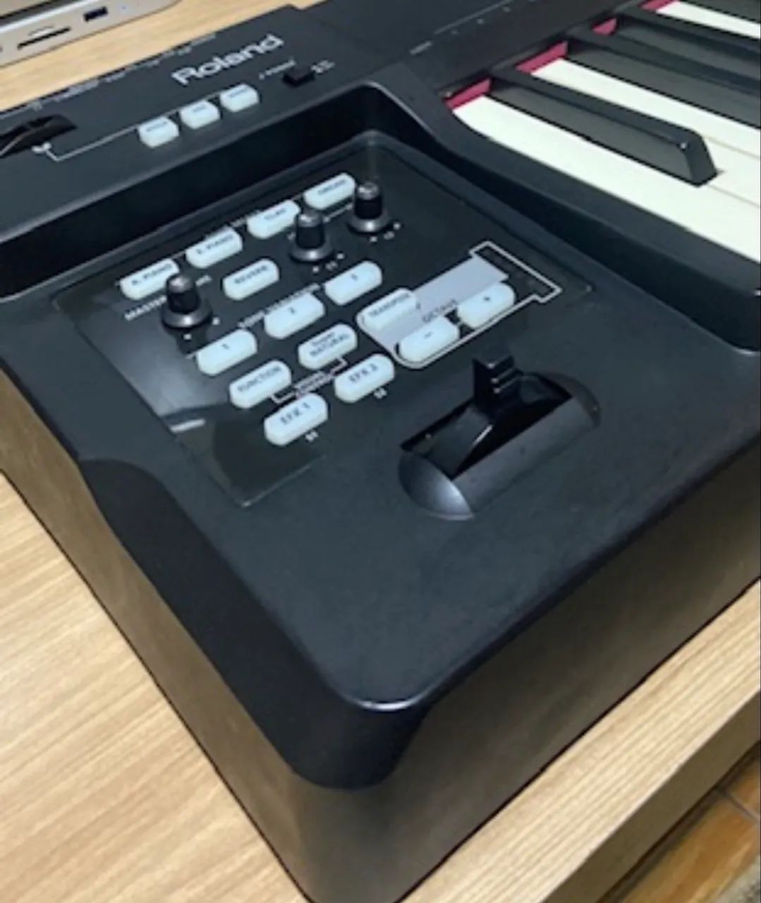 Teclado ROLAND RD 64  - Foto 2