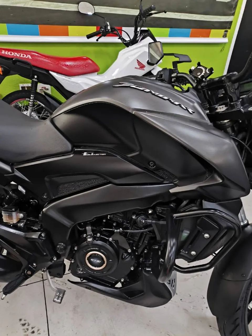 BAJAJ DOMINAR 400 - Foto 2