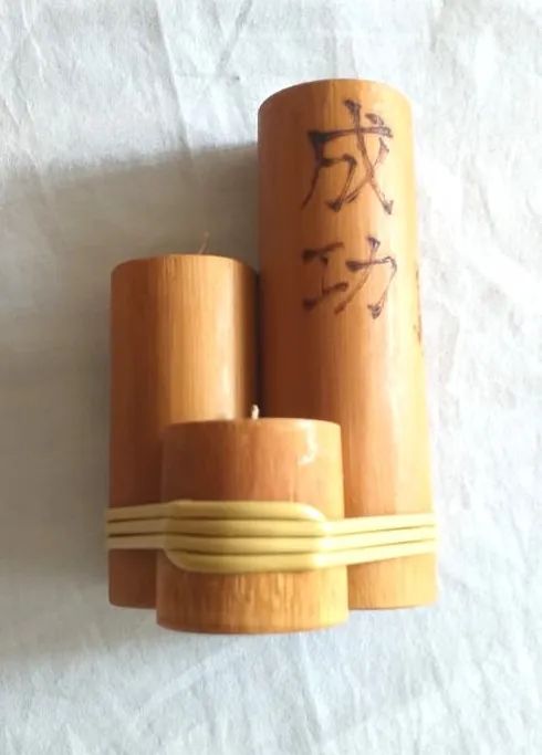 Trio de velas aromatizadas japonesas com ideogramas traduzidos para o português. Novas. - Foto 3