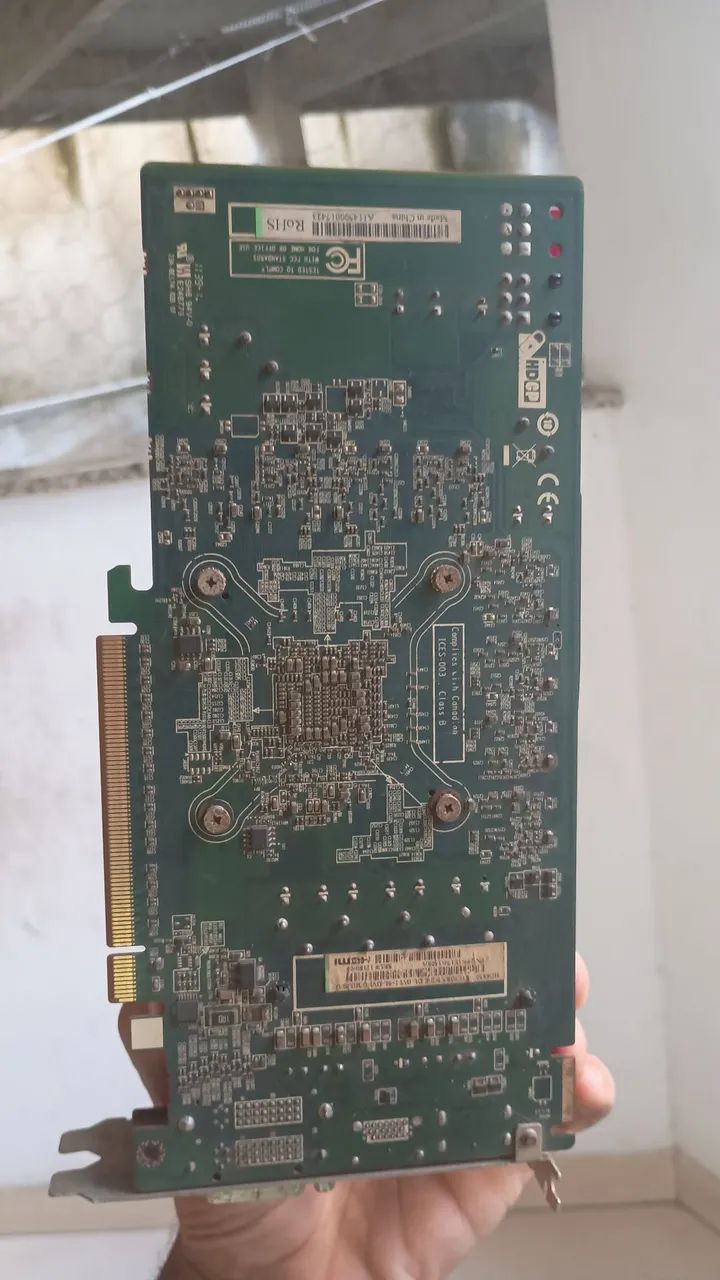 Placa de vídeo Radeon HD 6850 - Foto 3
