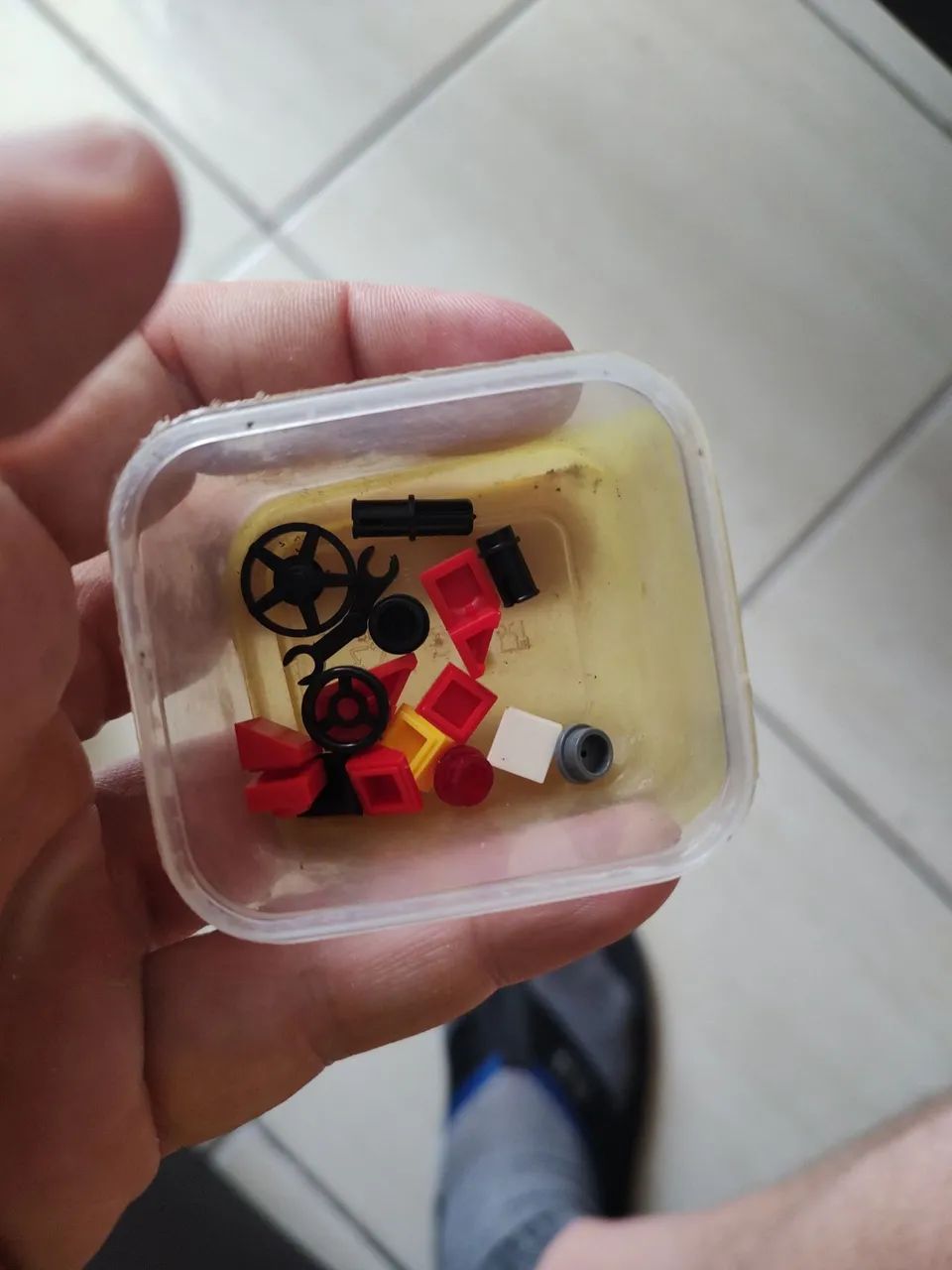 Lote de Brinquedo e Legos - Foto 2