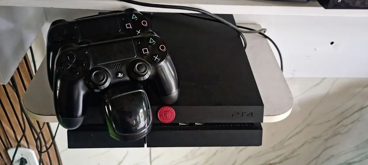 PS4
