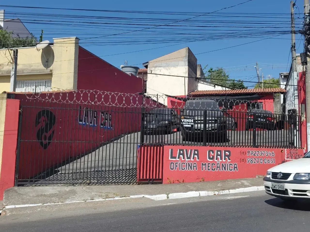 EXCELENTE IMOVEL SITUADO A BEIRA DA DUTRA COM FACIL ACESSO , PODE SER FEITO COMERCIA E RES - Foto 2