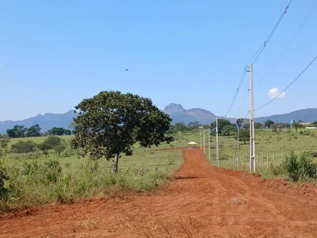 Terreno de 20.000m² em Serra Azul distrito de Mateus Leme/MG