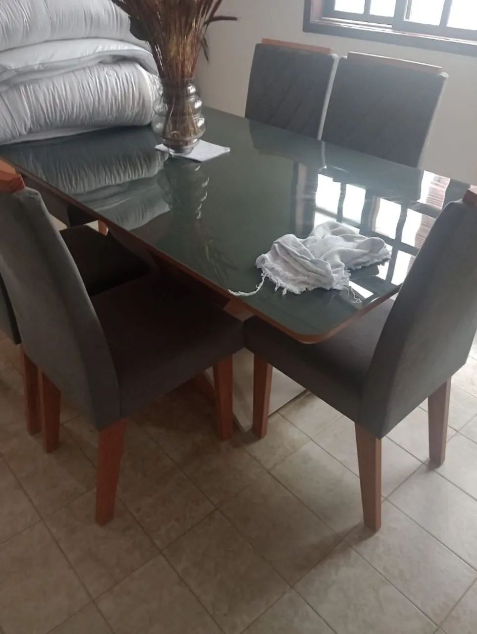 Mesa de vidro 6 cadeiras 