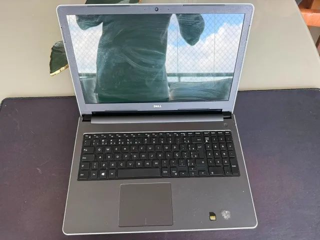Notebook Dell Inspiron 5566 - Intel Core i7 | 8GB RAM | Placa de Vídeo Dedicada