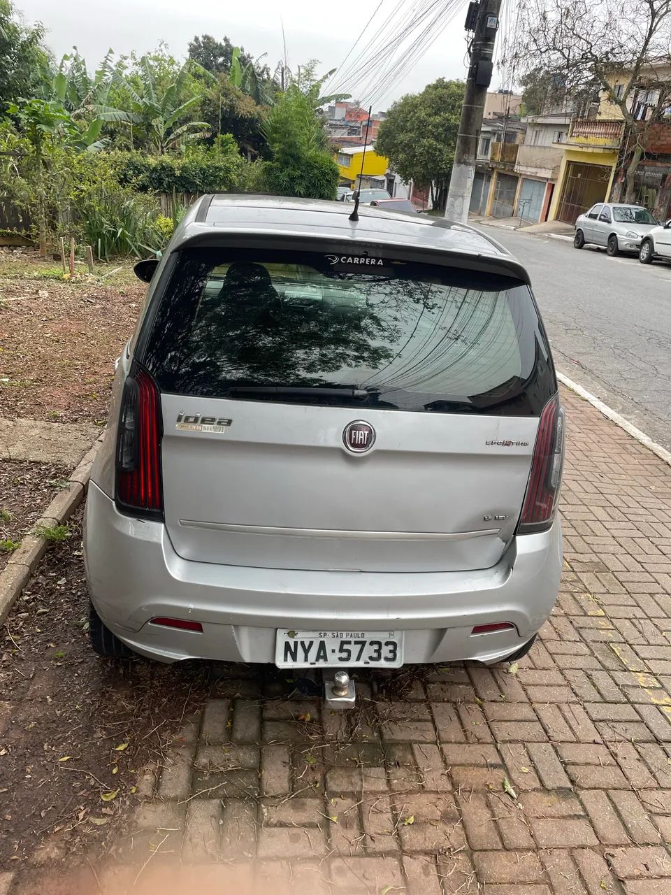 Fiat Idea Sporting 1.8 Flex 16V 5P 2012 - Foto 3