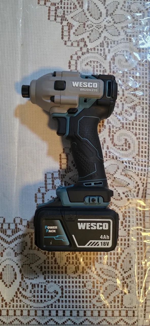 Parafusadeira de impacto 18V 4.0Ah WESCO com 01 bateria e carregador  - Foto 2