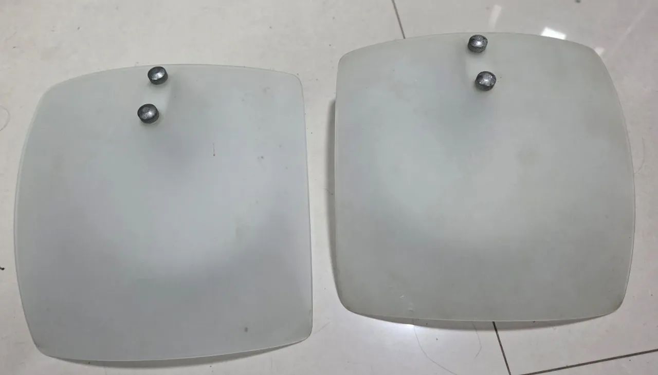 Vendo kit com 2 luminárias 