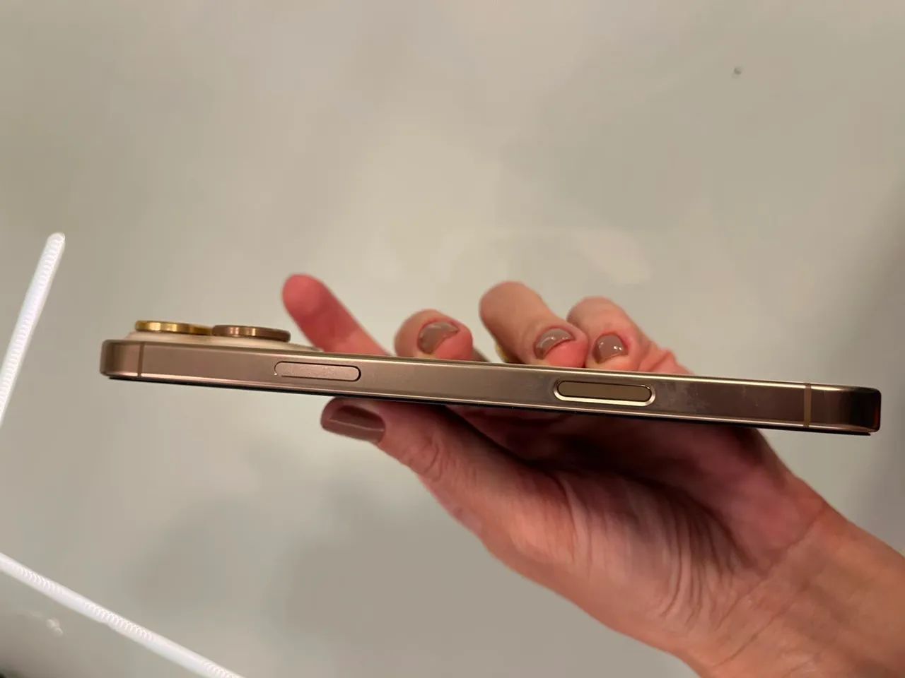 iPhone 16 Pro Max 512 - Foto 2