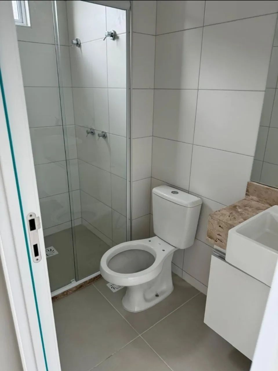 Alugo apartamento 