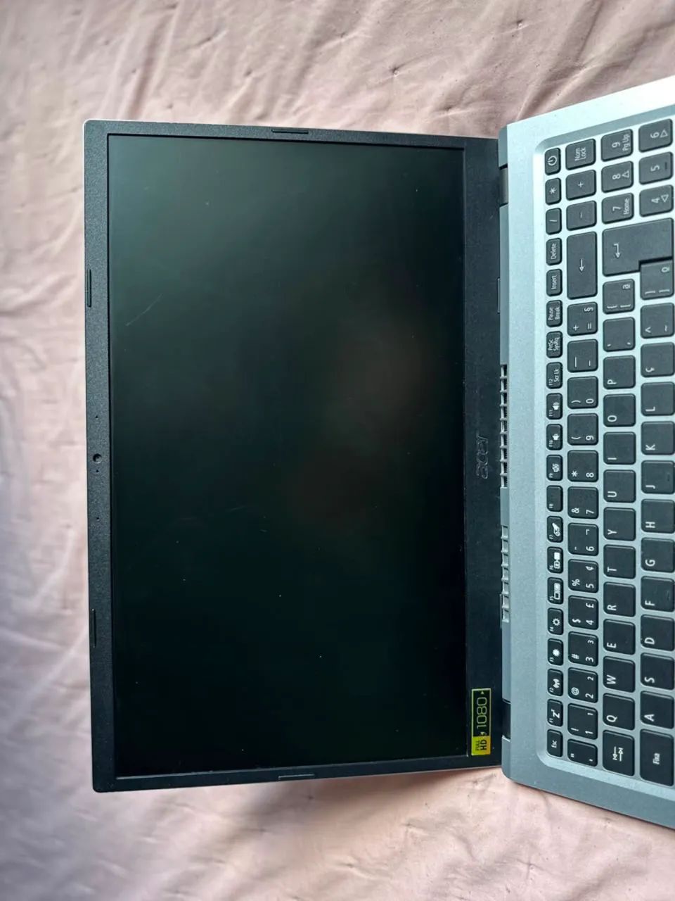  Acer Aspire 3 com 4GB de RAM e 256GB de SSD Prata