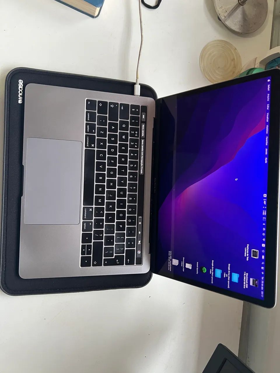 MacBook Pro 13
