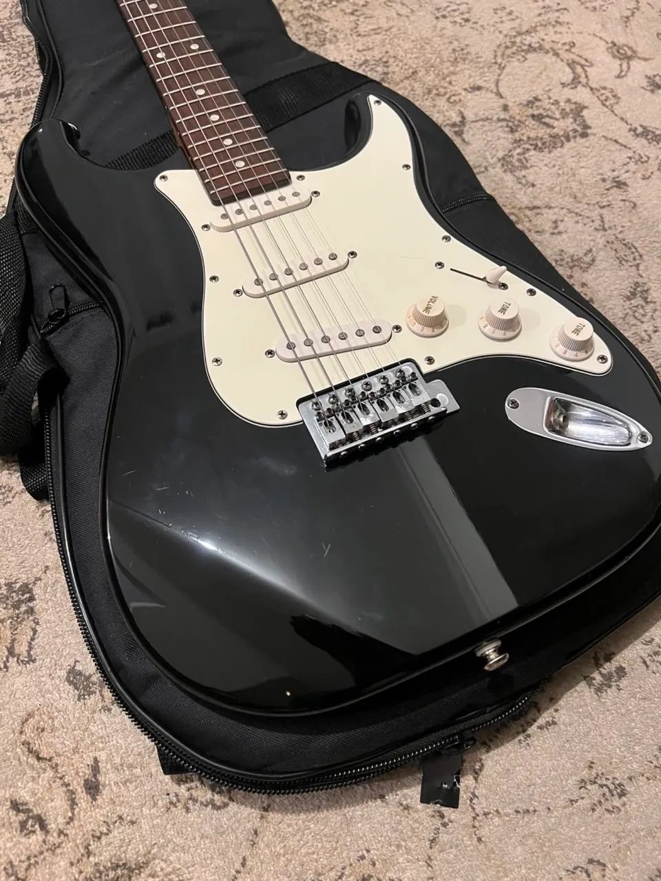 Guitarra Eagle STS com Case e Cabo - Foto 2