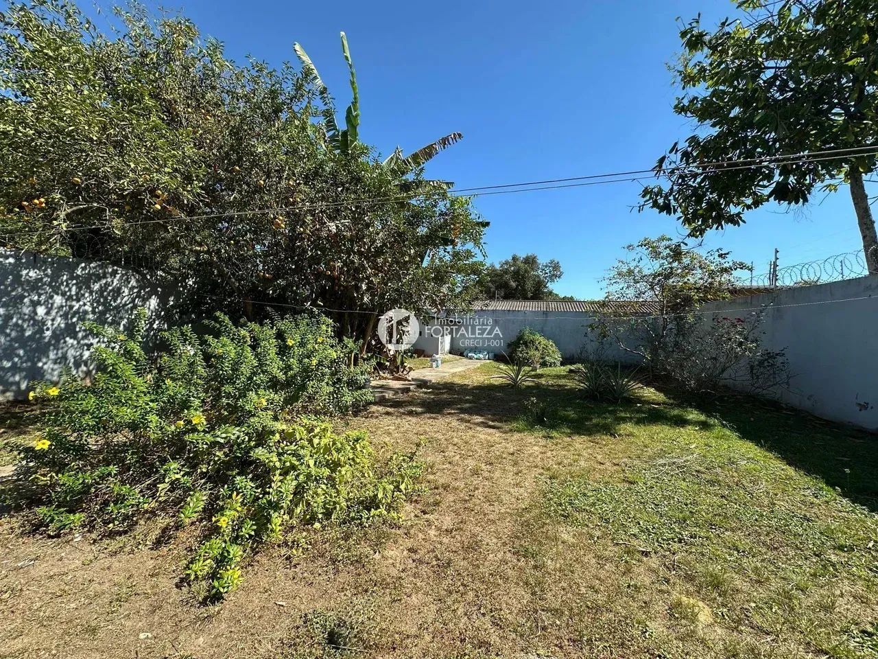 VENDO CASA 605m², 3 quartos, 2 suítes, 2 vagas, em Bosque - Rio Branco - AC