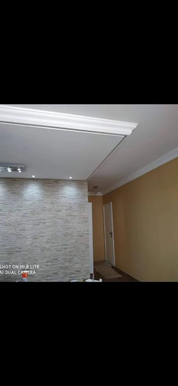 Pintor há disposição 