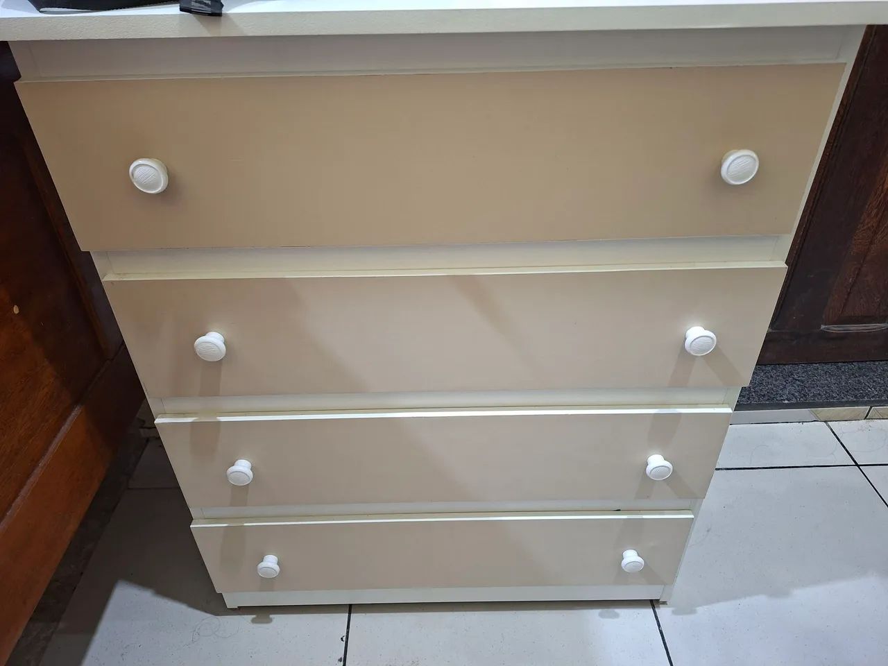 VENDO CÔMODA 