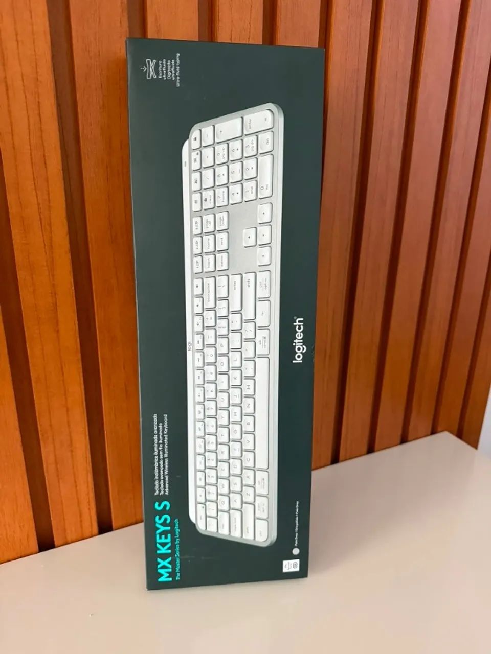 Teclado Logitech MX Keys lacrado