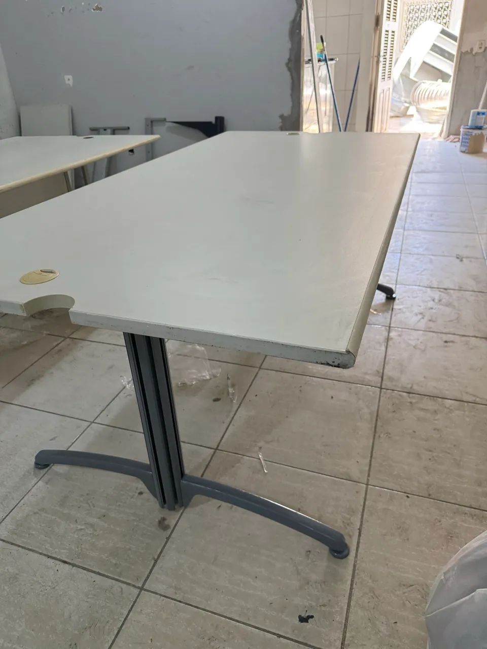 Mesa de reunião ou biro de escritório  - Foto 2