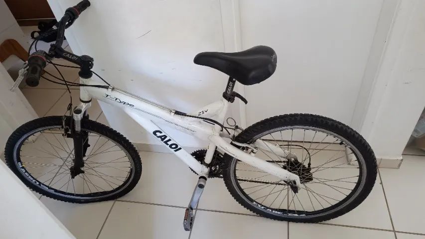 Vendo Bicicleta Caloi T-Type Aro 26 - Foto 2
