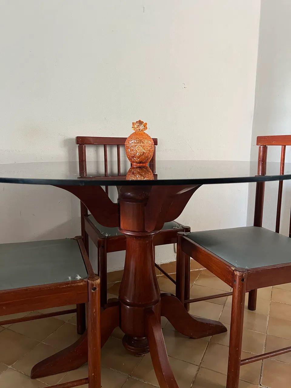 Mesa e cadeiras  - Foto 4