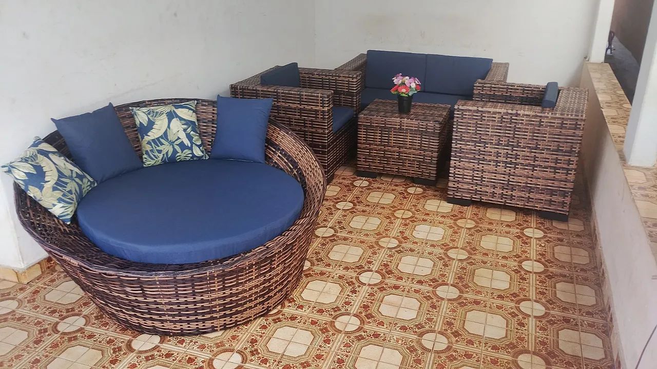 Conjunto de sofá alto padrão de vime sintético  - Foto 2