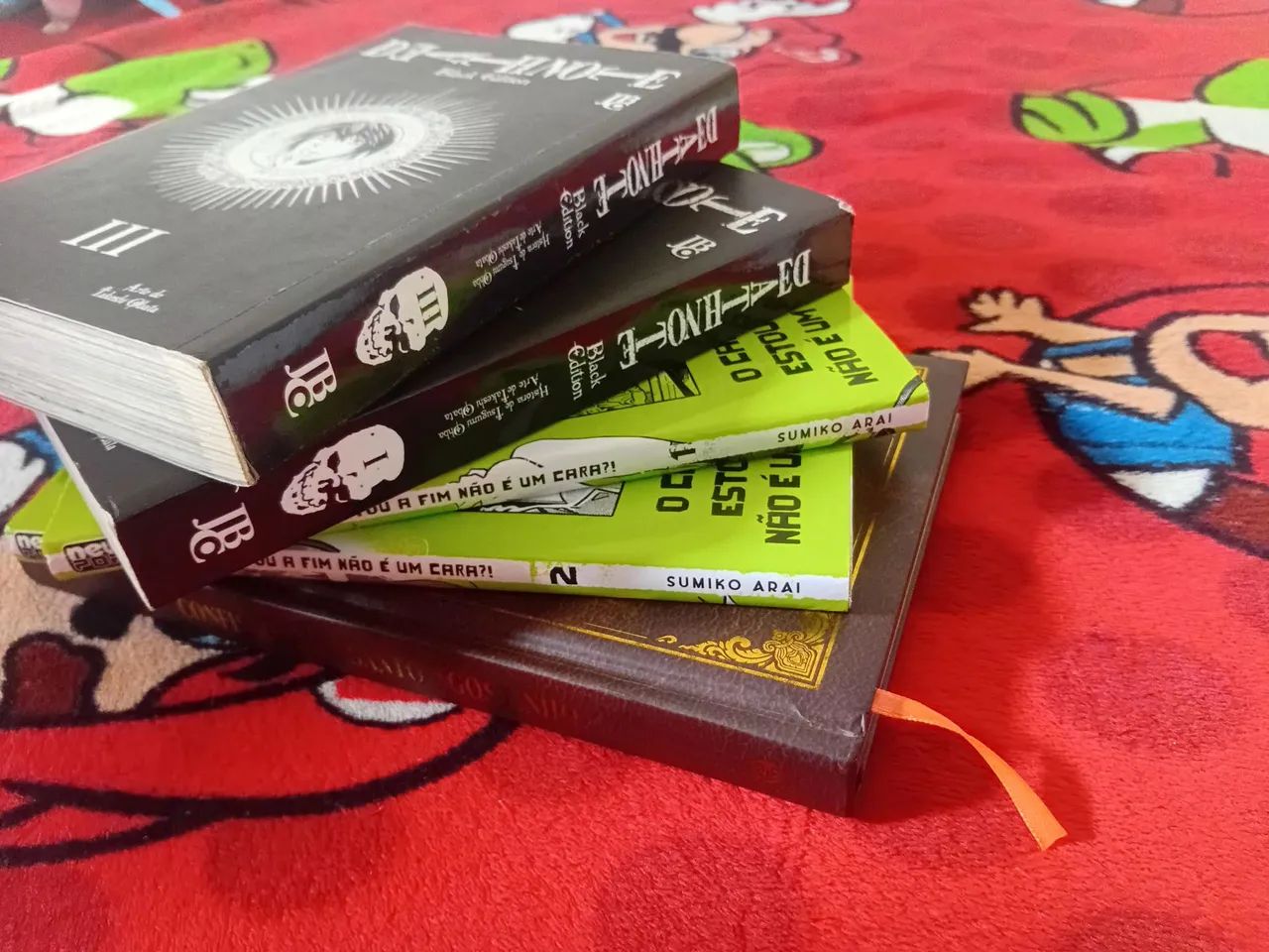 Mangás e livro - Foto 2